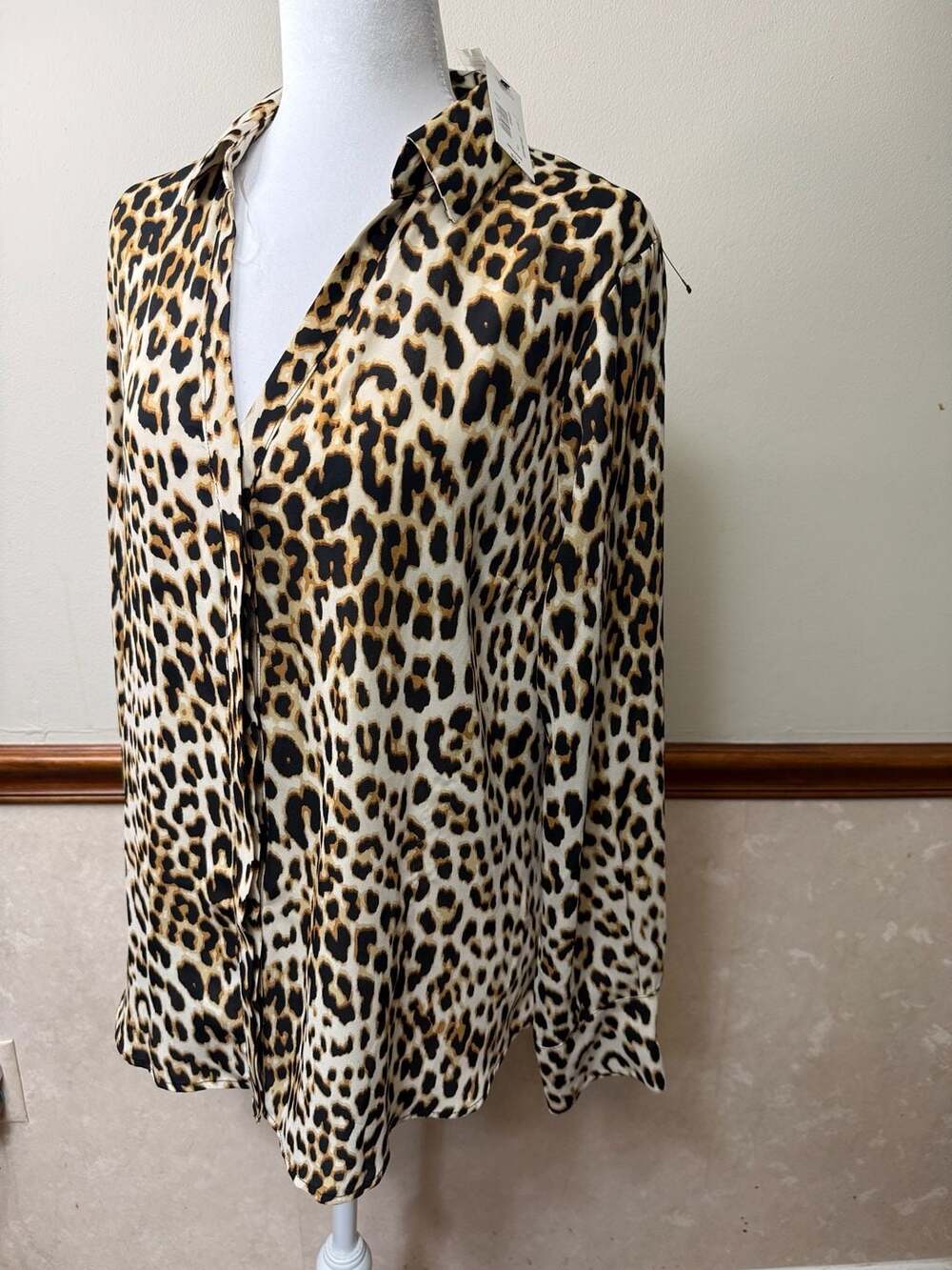 Worthington Button Down Blouse Size M Leopard Print